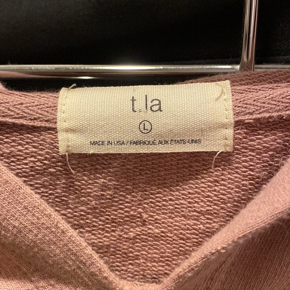 ANTHROPOLOGIE T.La WOMEN'S BLUSH LONG SLEEVE RUFFLED HOODIE SWEATSHIRT Sz L - Picture 3 of 4